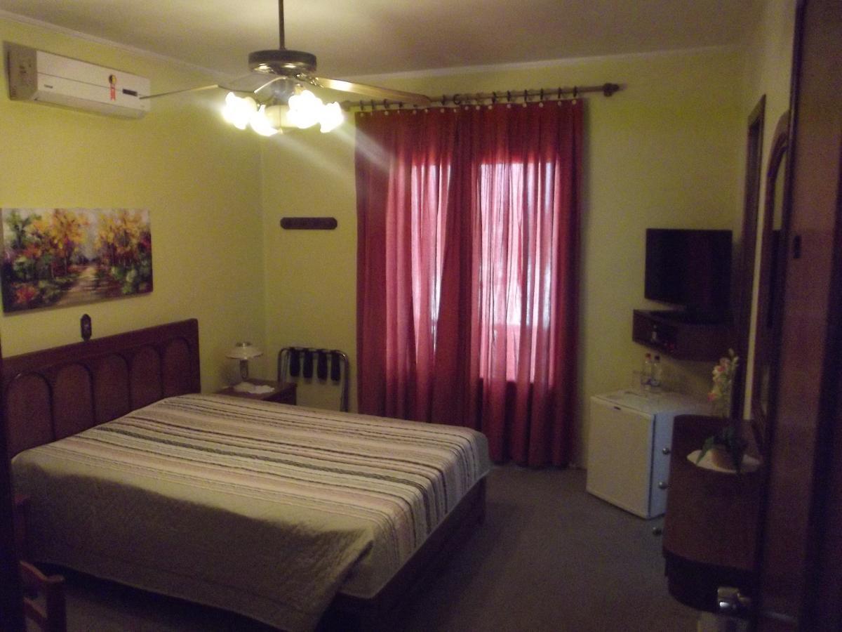 Hotel San Carlos Carlos Barbosa Bagian luar foto