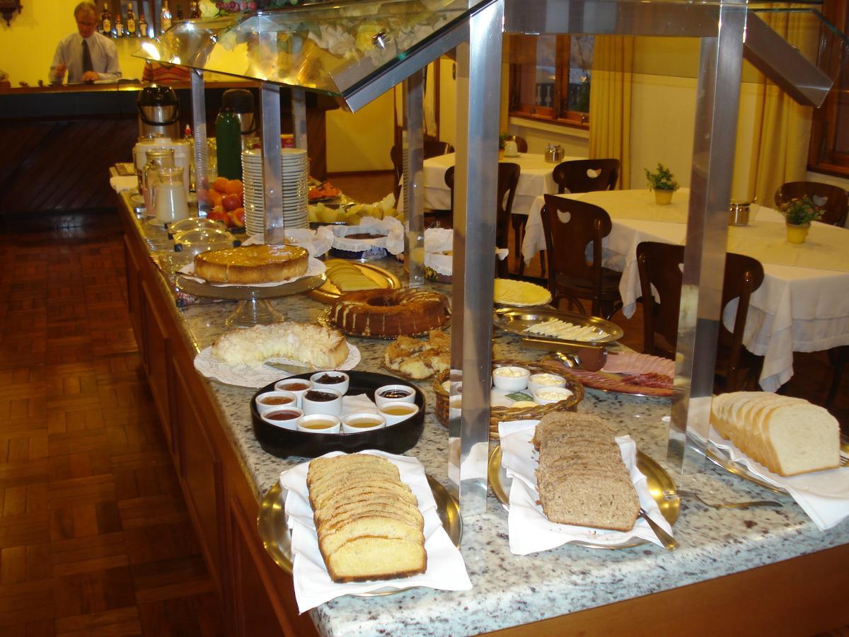 Hotel San Carlos Carlos Barbosa Bagian luar foto