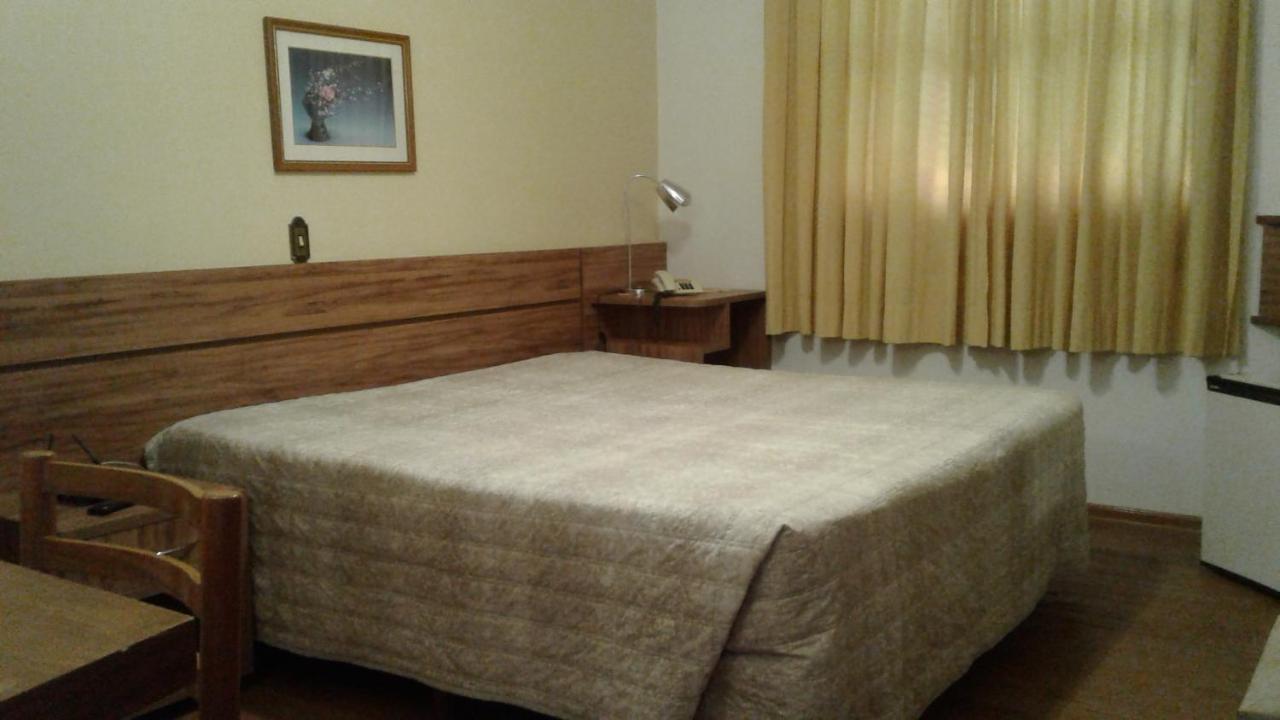 Hotel San Carlos Carlos Barbosa Bagian luar foto